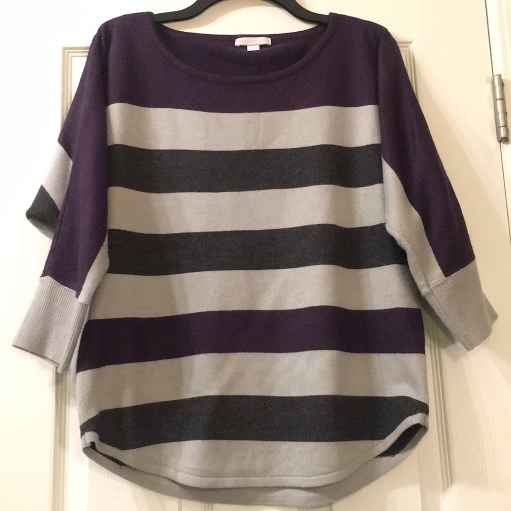 NY&Co Sweater